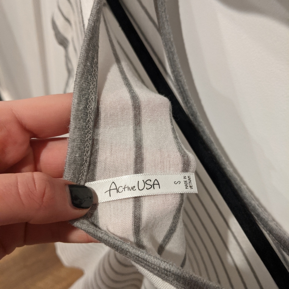 stripped tee - Picture 3 of 3